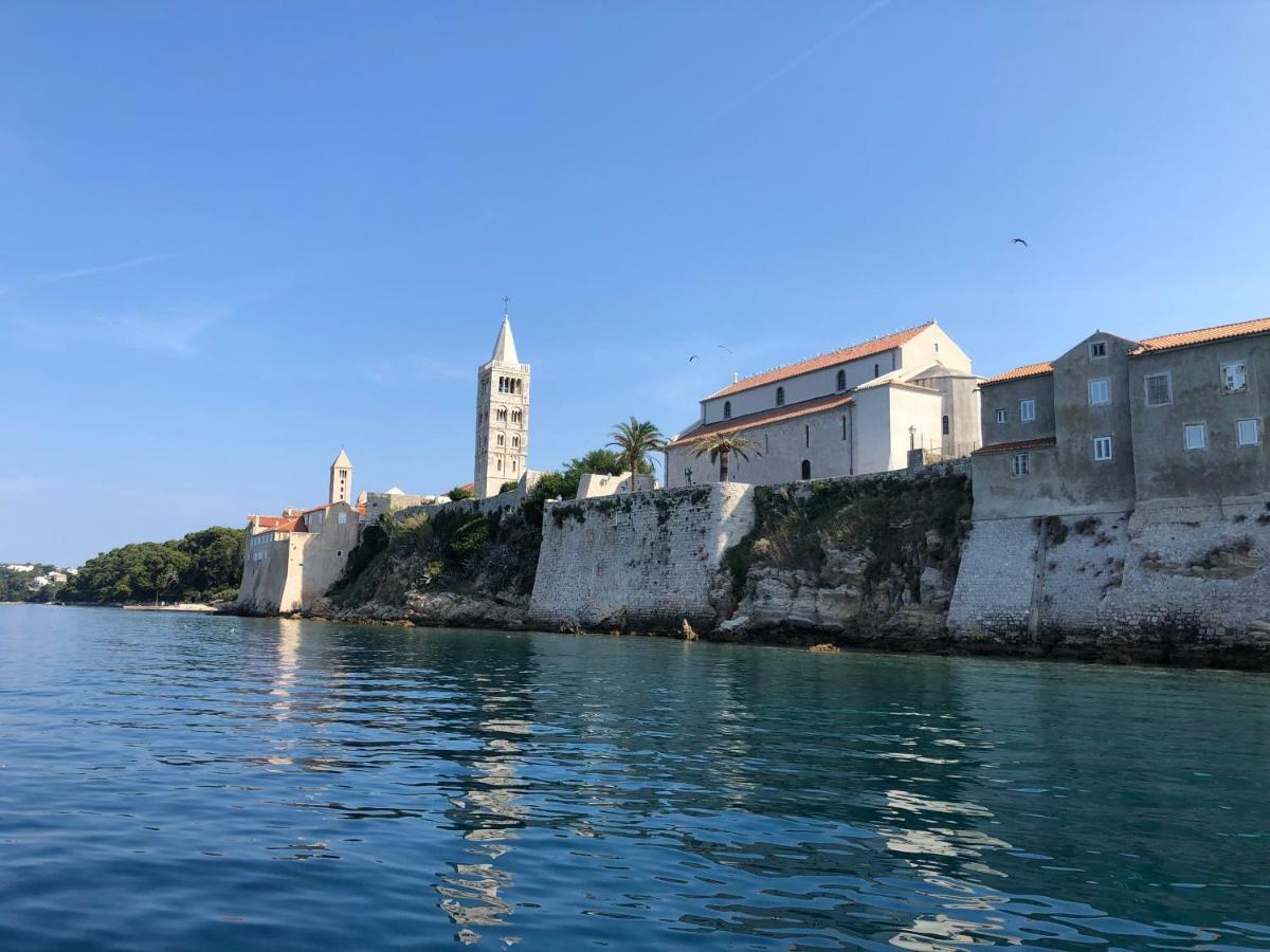 Apartments Adriatic Rab Palit Eksteriør bilde